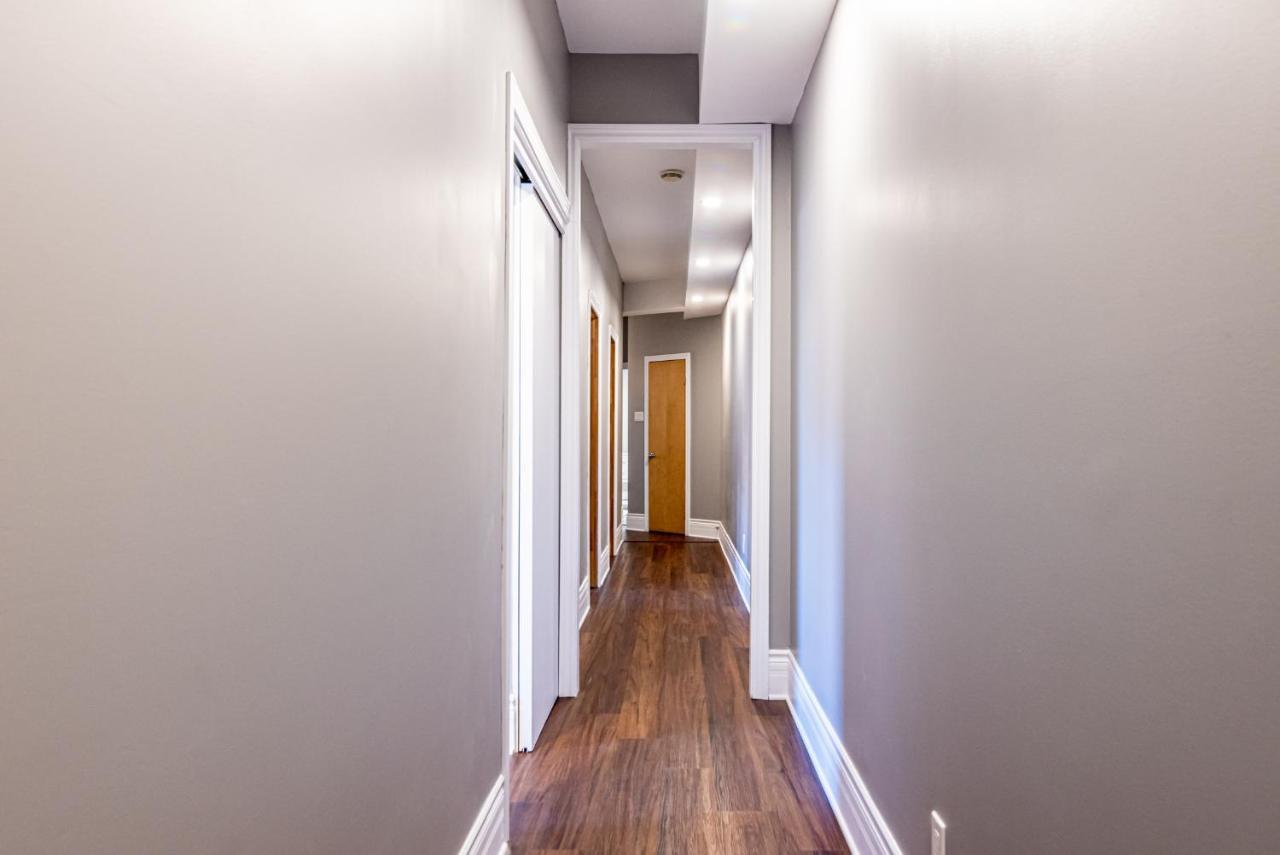 Family Friendly 3-Bedroom Beauty In Le Plateau By Denstays Montreal Exterior photo
